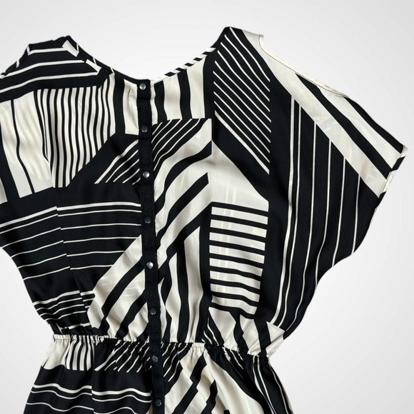 Urban Outfitters Silence + Noise Women's M Black Tan Mini Dress Cold Shoulder - Picture 8 of 15